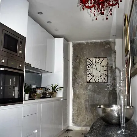 Apartment Art Gallery Luxury